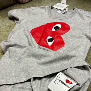 Authentic Comme Des Garcons Play Heart Eyes Gray Jersey T-Shirt Brand New